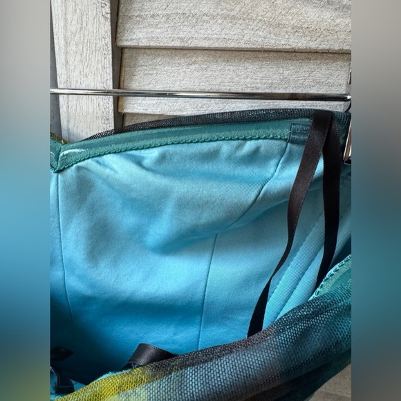 BCBGMaxAzria Strapless Winnie Watercolor Dress in Blue & Green. Size 6. - Picture 7 of 13